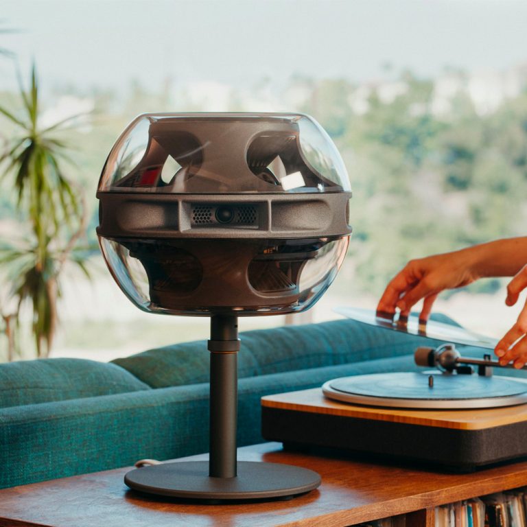 Cell Alpha Wireless Speaker with Table Stand - Image 4